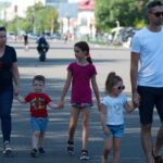 People Family Kids Mom  - icsilviu / Pixabay